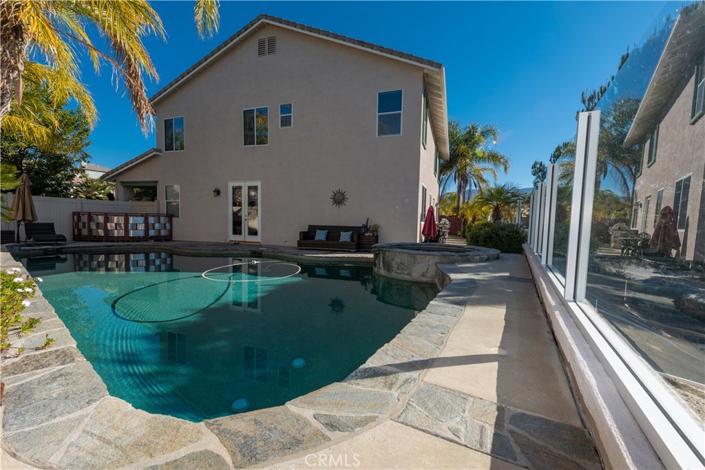 45253 Chateau Court