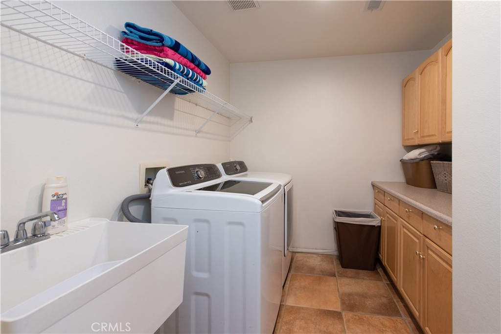 45253 Chateau Court