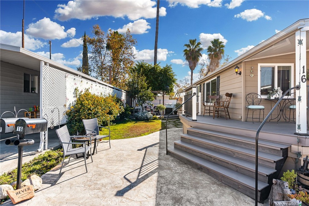 24921 Muirlands Boulevard 16