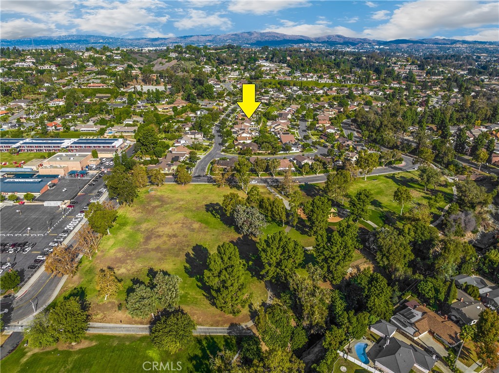 1644 N Mountain View Place