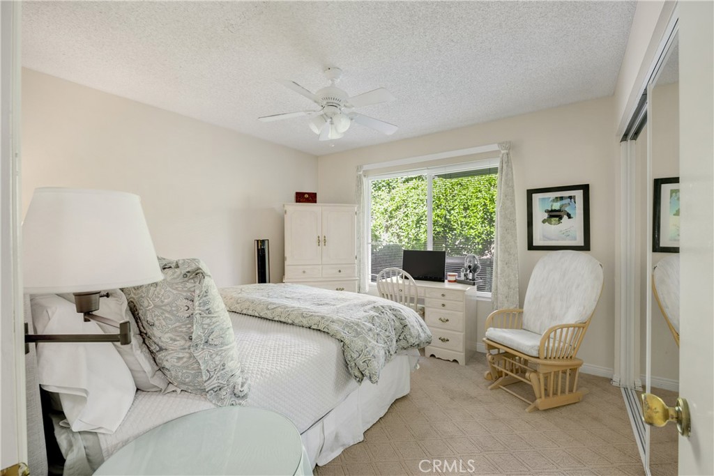 1644 N Mountain View Place