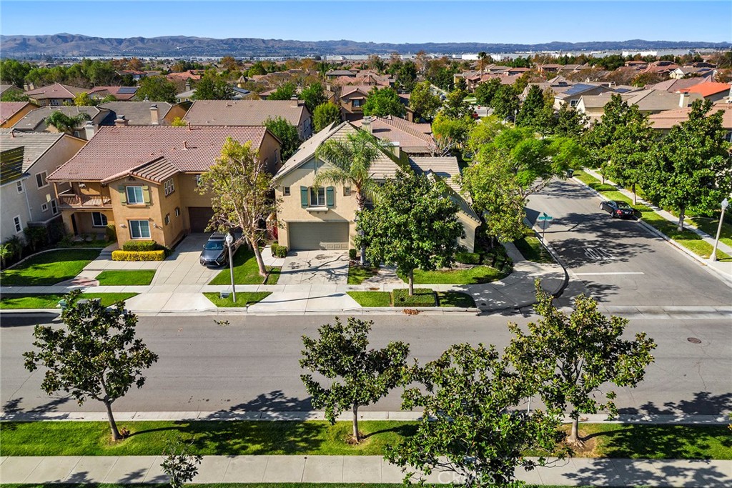 15958 Huntington Garden Avenue