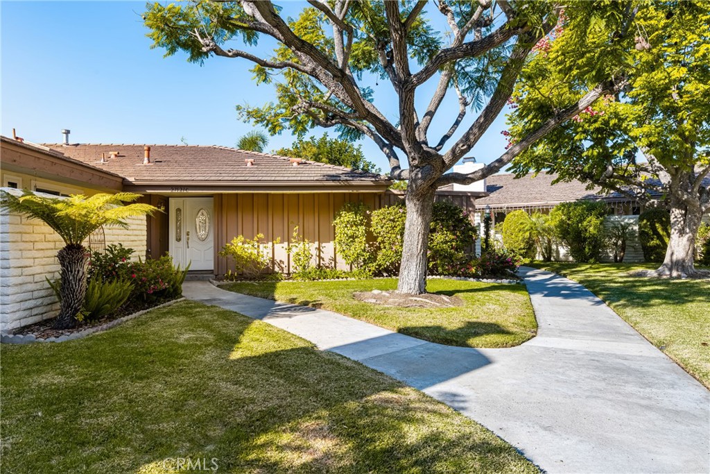 27121 Via Chiquero Unit: C