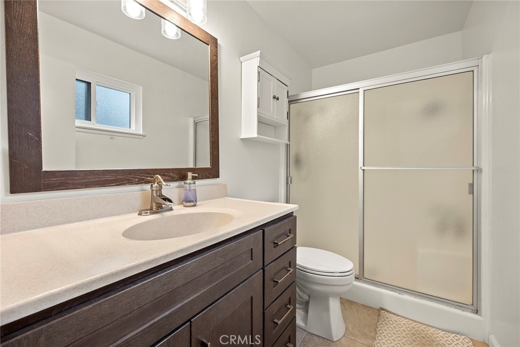 1925 N Canyon Circle