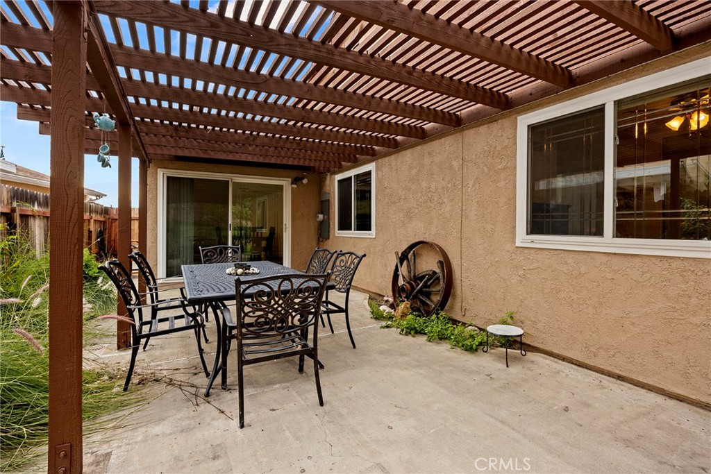 1925 N Canyon Circle