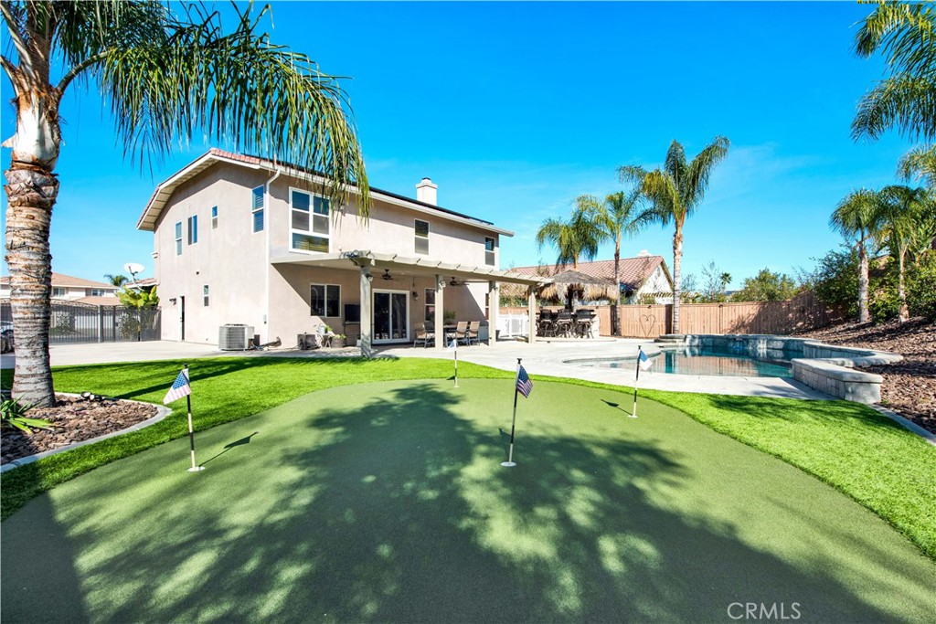 24352 Sawtooth Court