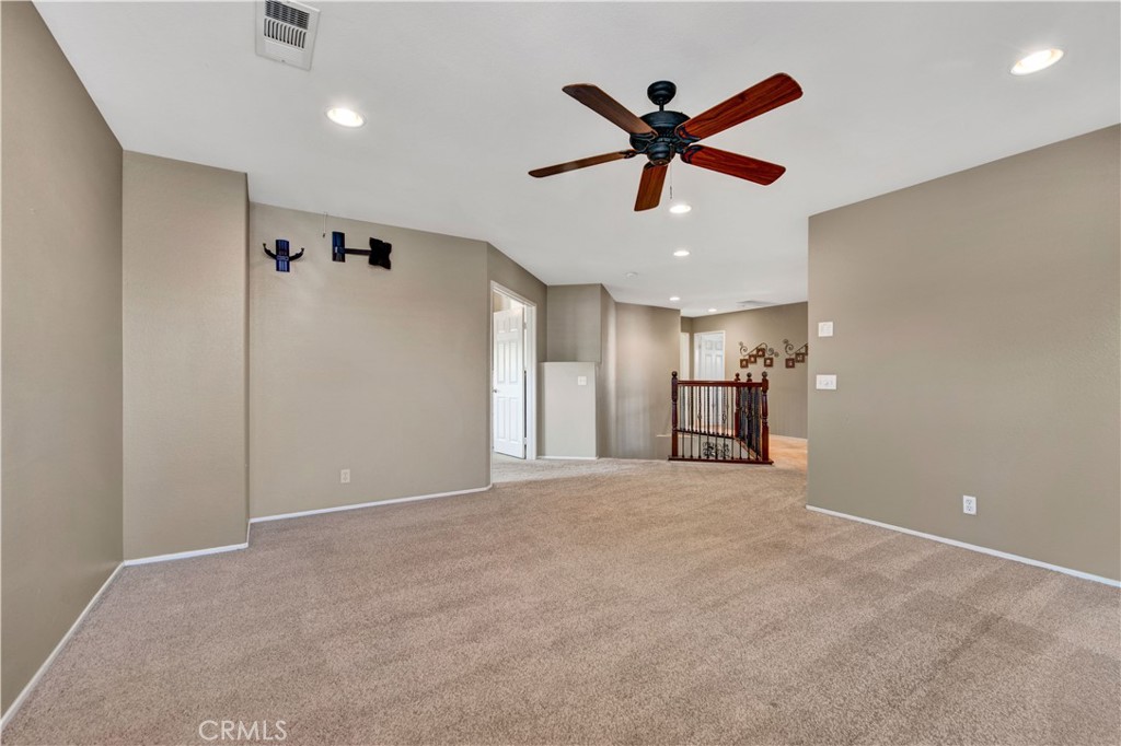 24352 Sawtooth Court