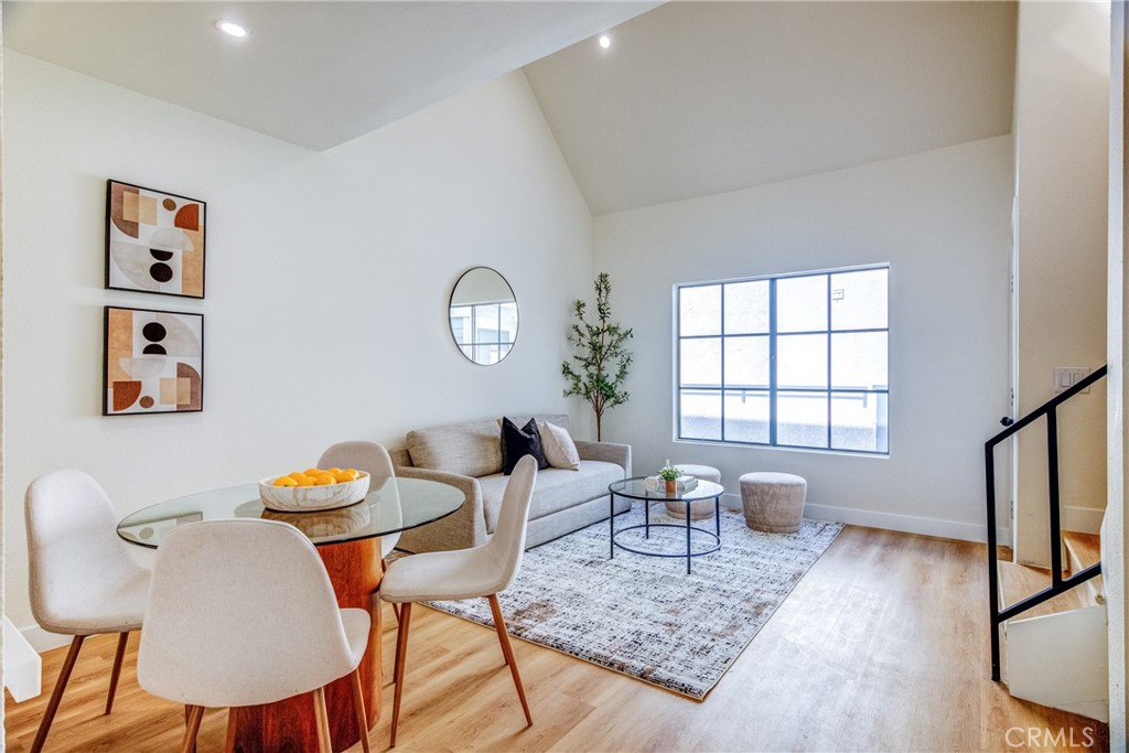 720 W 4th Street 413