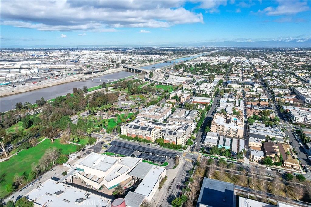 720 W 4th Street 413