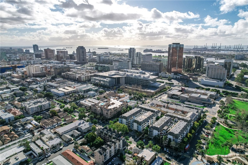 720 W 4th Street 413