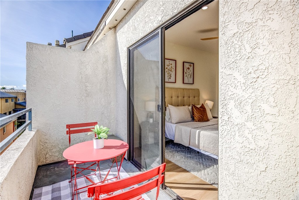 720 W 4th Street 413