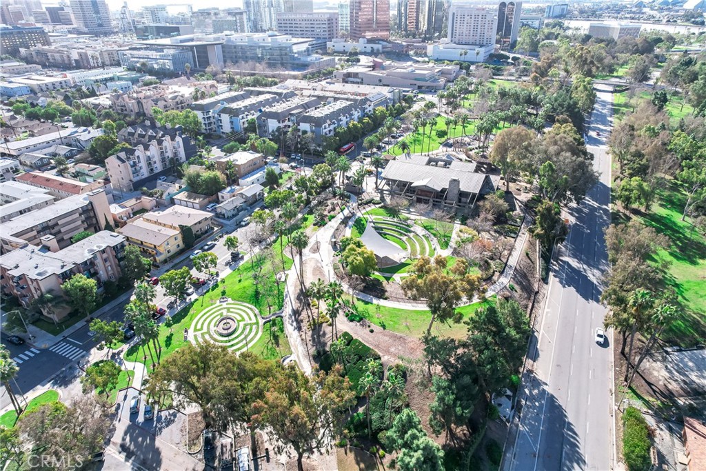 720 W 4th Street 413