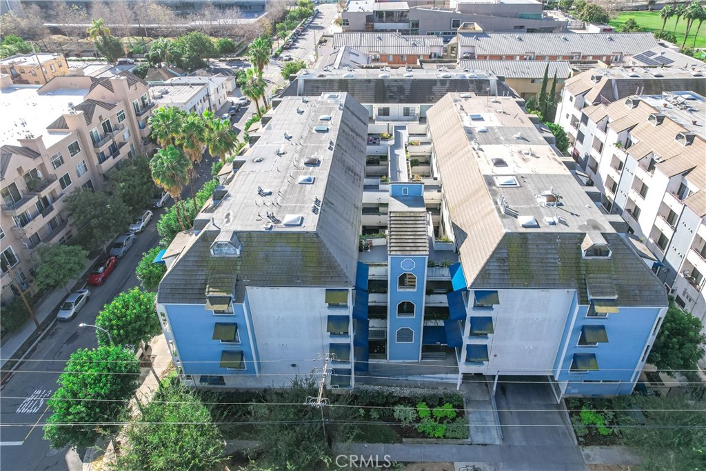 720 W 4th Street 413