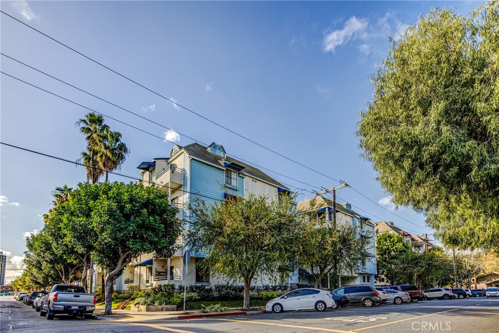 720 W 4th Street 413