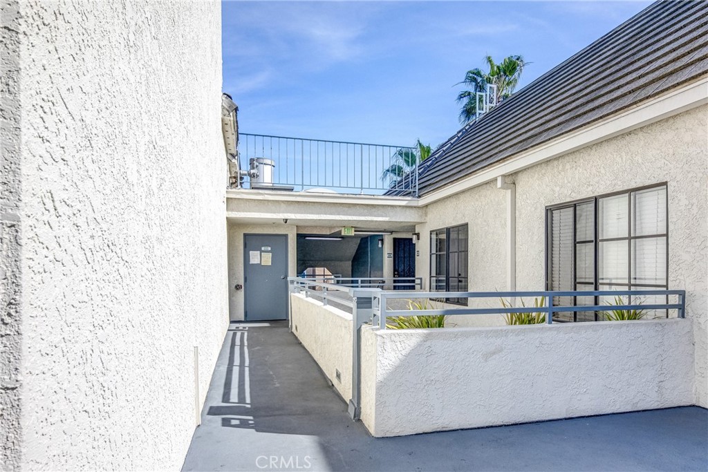 720 W 4th Street 413