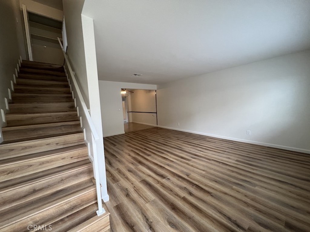 10521 Lakewood Boulevard 4