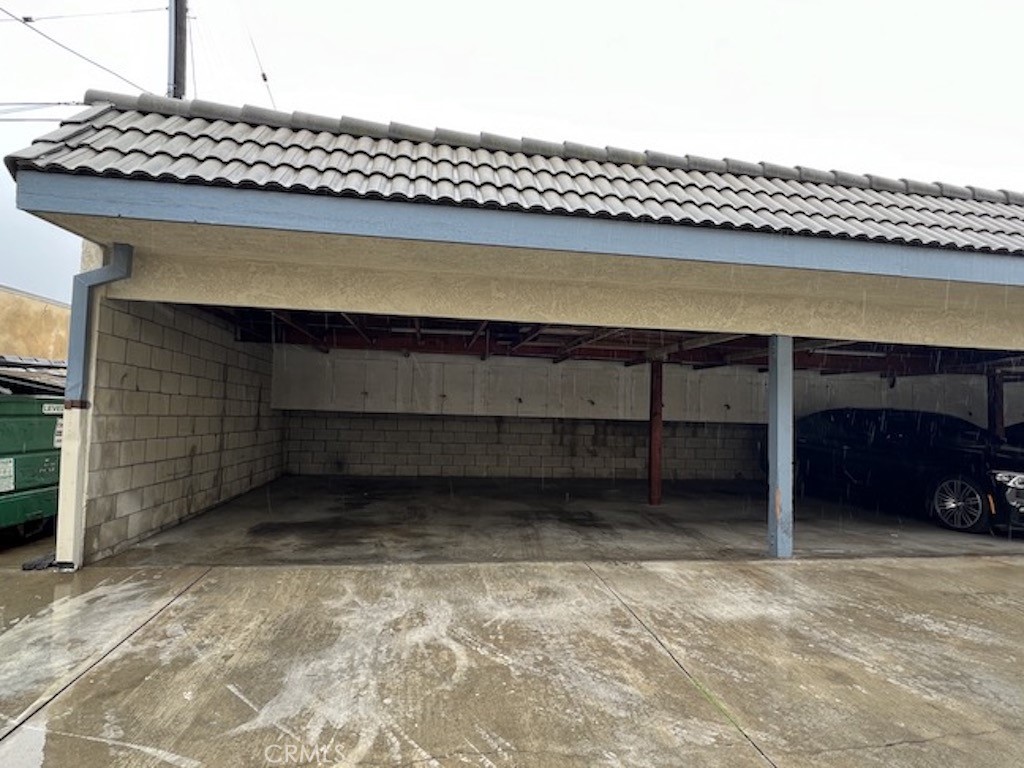 10521 Lakewood Boulevard 4