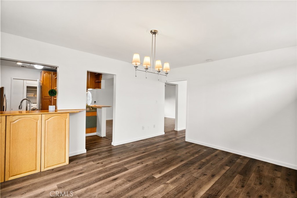 1352 W Porter Avenue