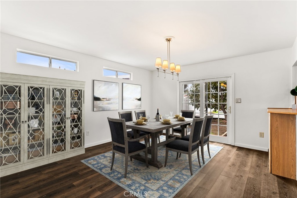 1352 W Porter Avenue