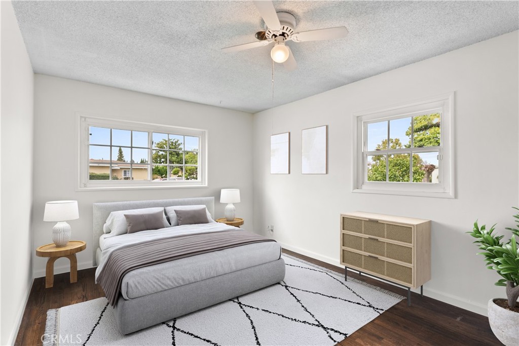 1352 W Porter Avenue