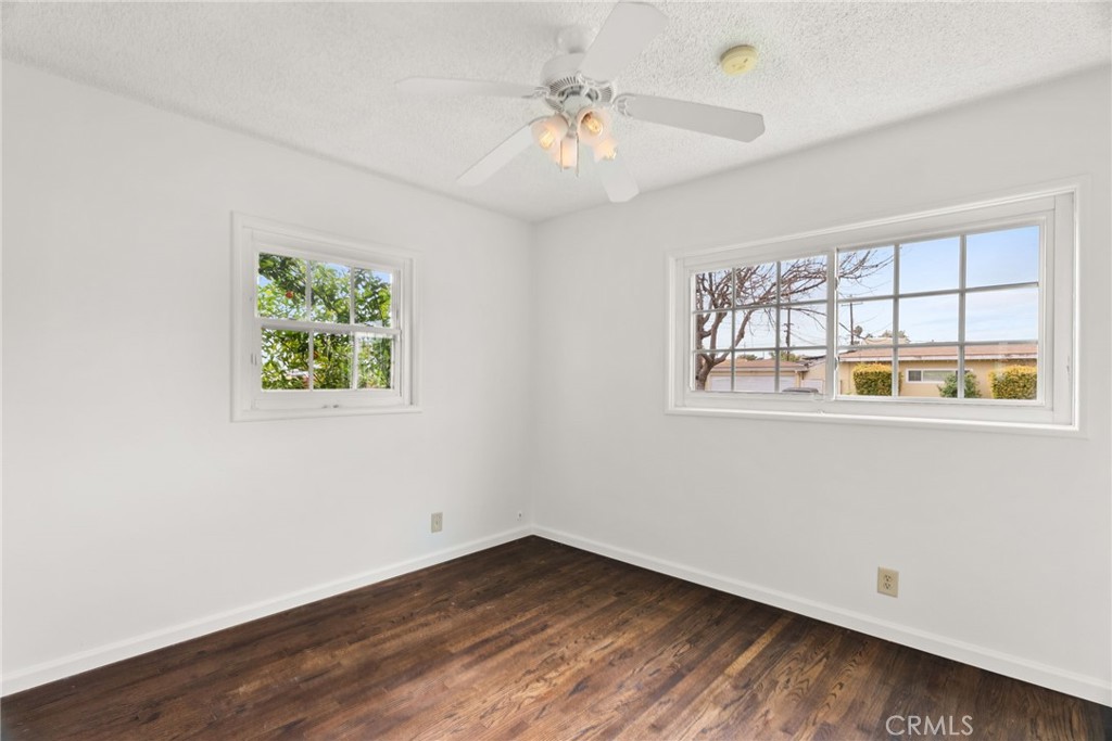 1352 W Porter Avenue