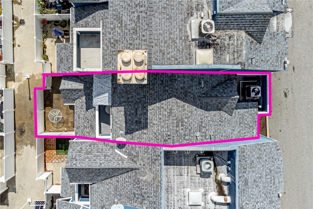 211 Redwood Avenue 46