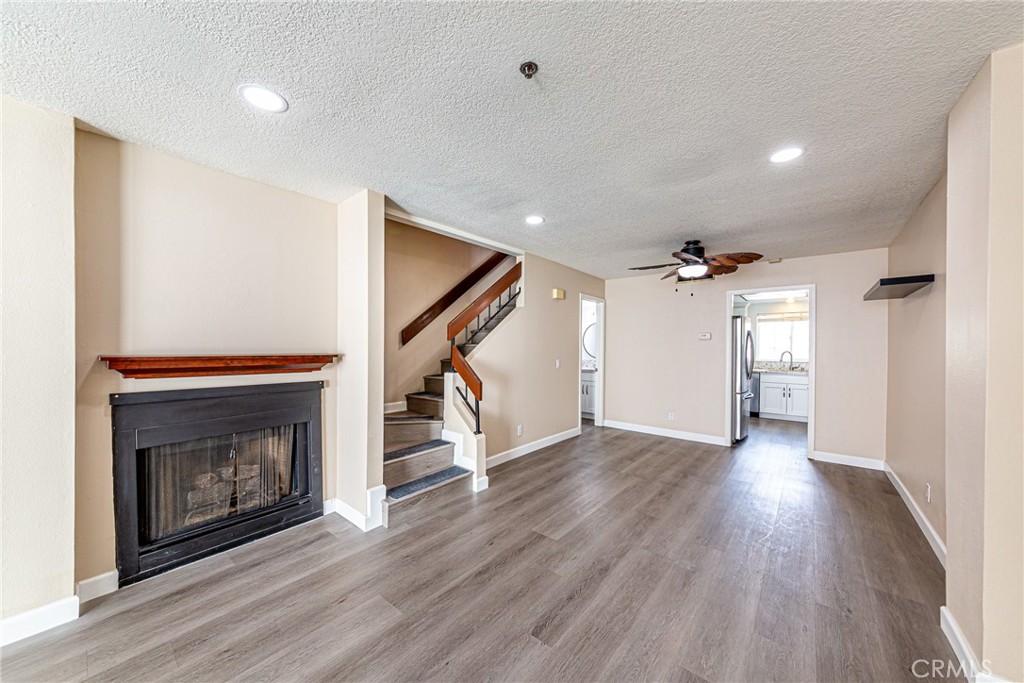 211 Redwood Avenue 46