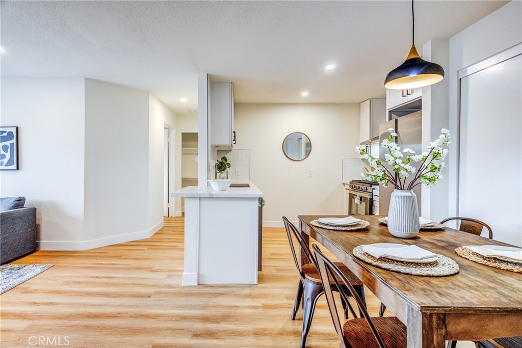 327 Chestnut Avenue 207