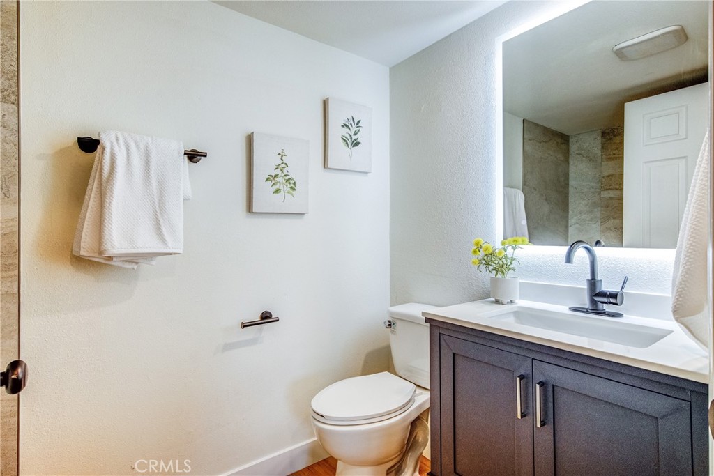 327 Chestnut Avenue 207