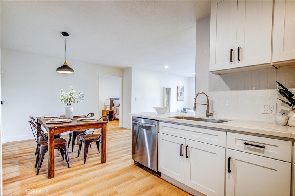 327 Chestnut Avenue 207