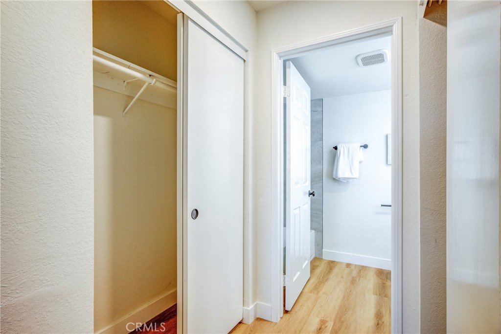 327 Chestnut Avenue 207