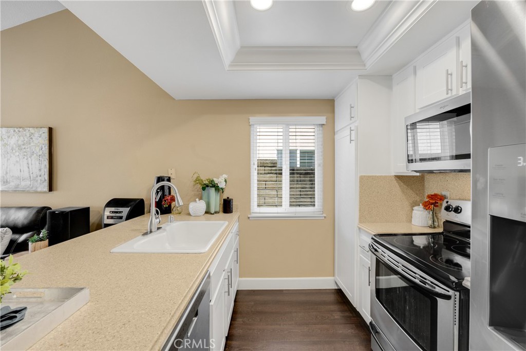 5921 E Avenida Arbol