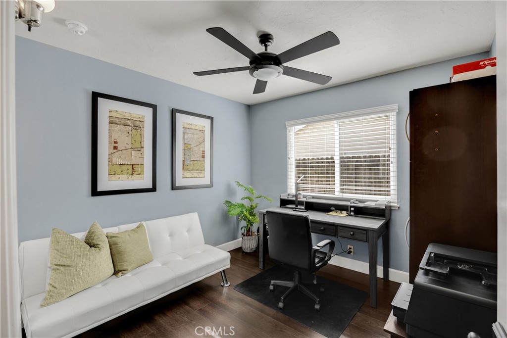 5921 E Avenida Arbol