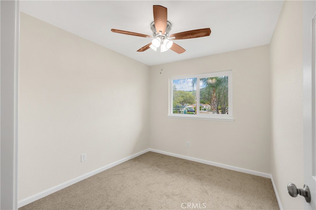 11695 Blackthorn Lane