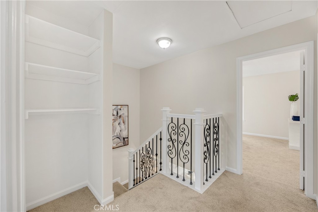 11695 Blackthorn Lane