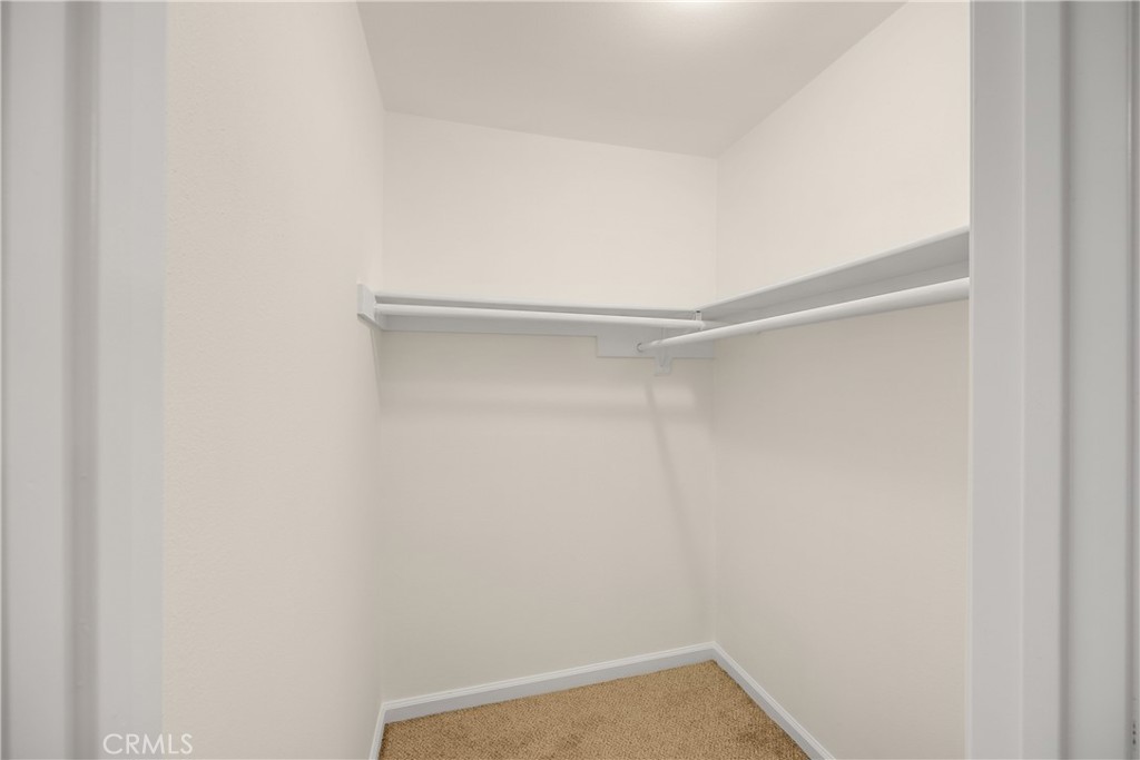 11695 Blackthorn Lane