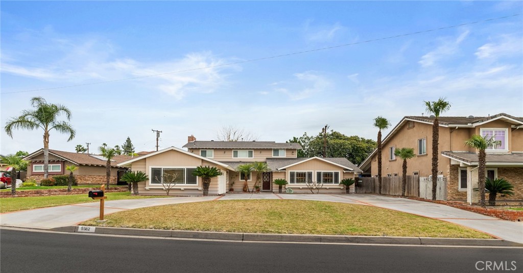 5582 Burlingame Avenue