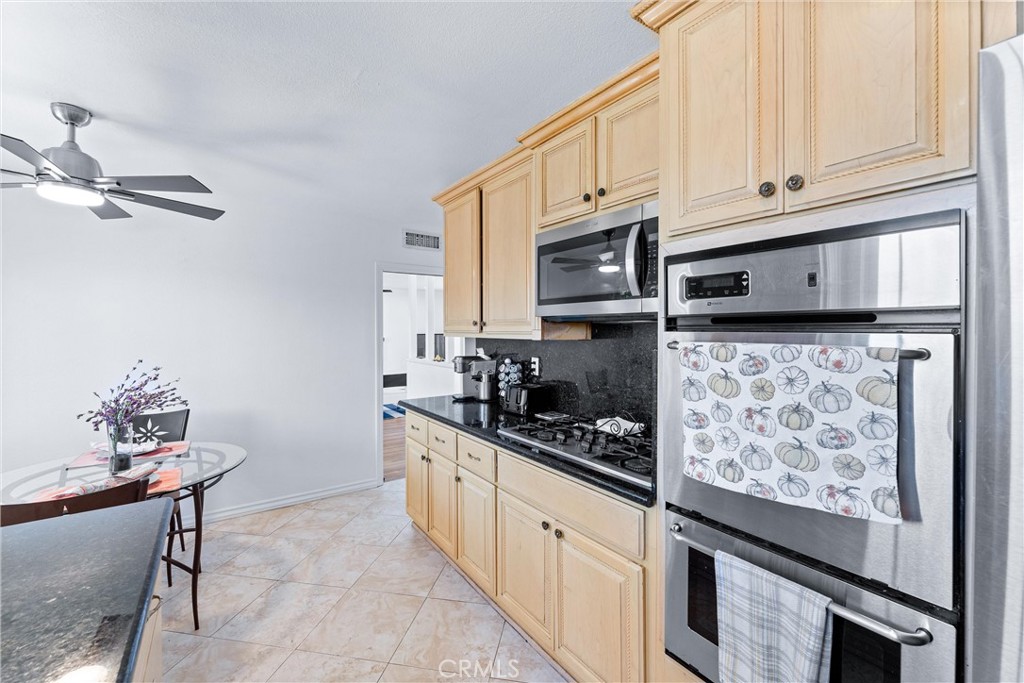 14523 La Mesa Drive