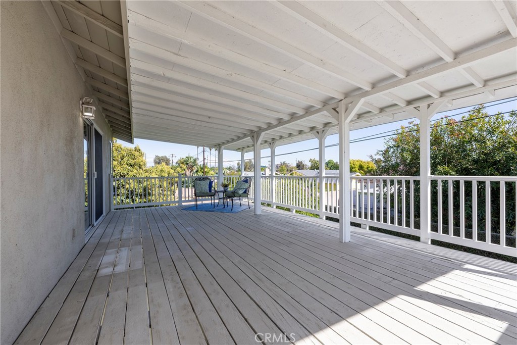 1546 W Chanticleer Road