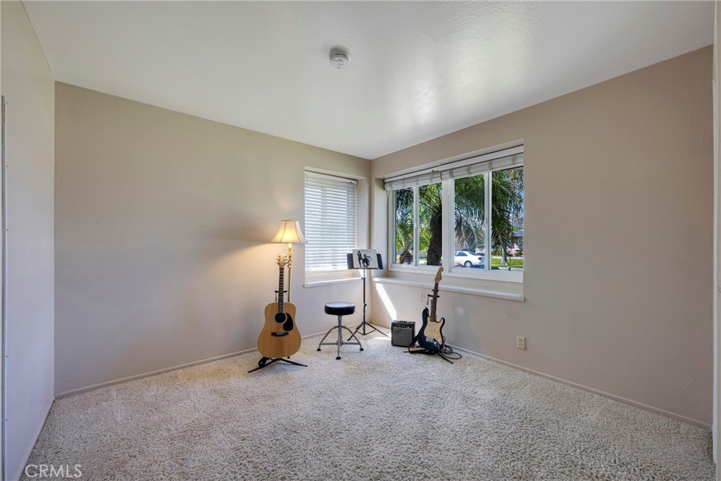 1546 W Chanticleer Road