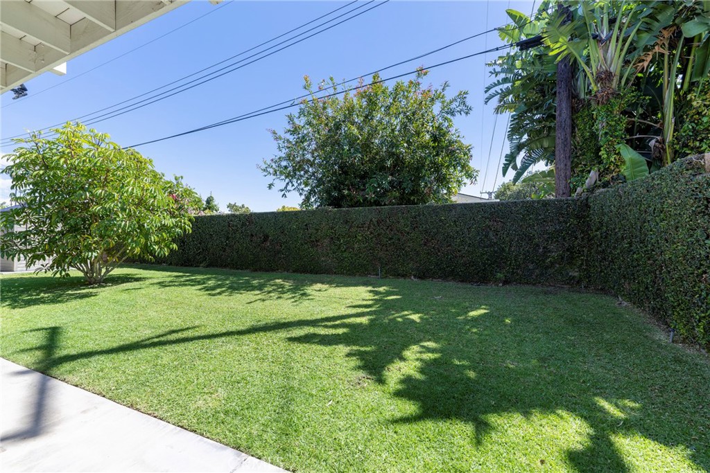 1546 W Chanticleer Road