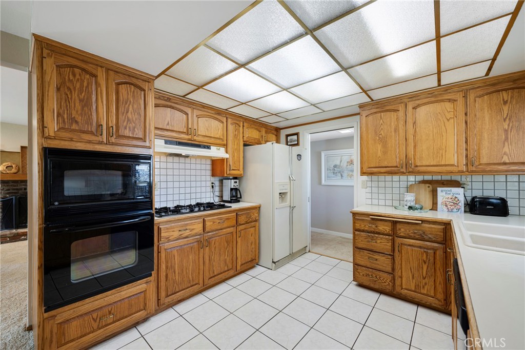 1546 W Chanticleer Road