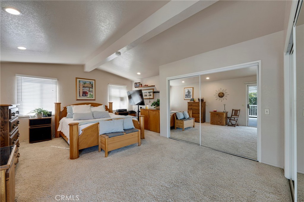 1546 W Chanticleer Road