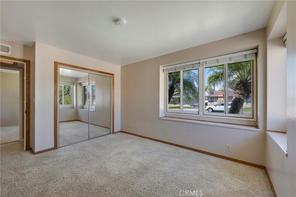 1546 W Chanticleer Road