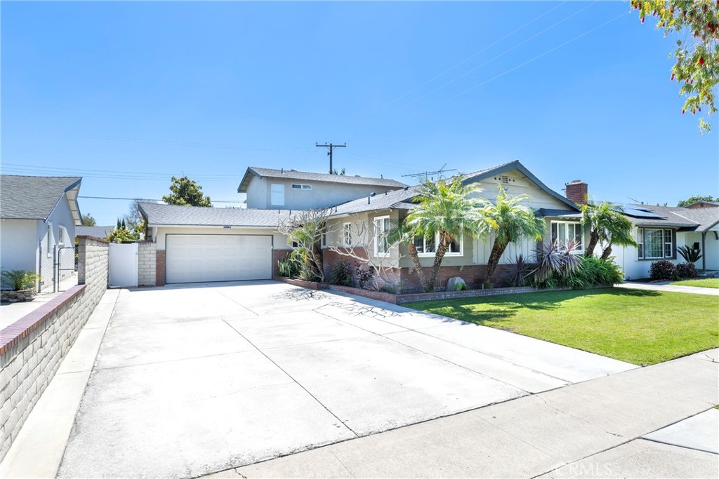 1546 W Chanticleer Road