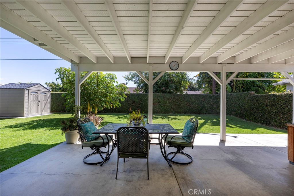 1546 W Chanticleer Road