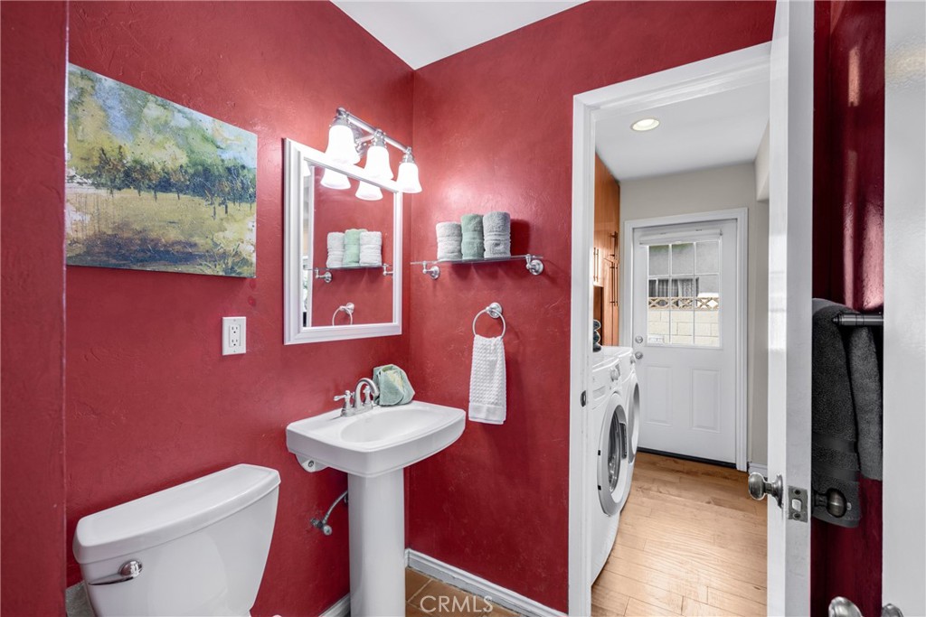 12372 Lamplighter Street