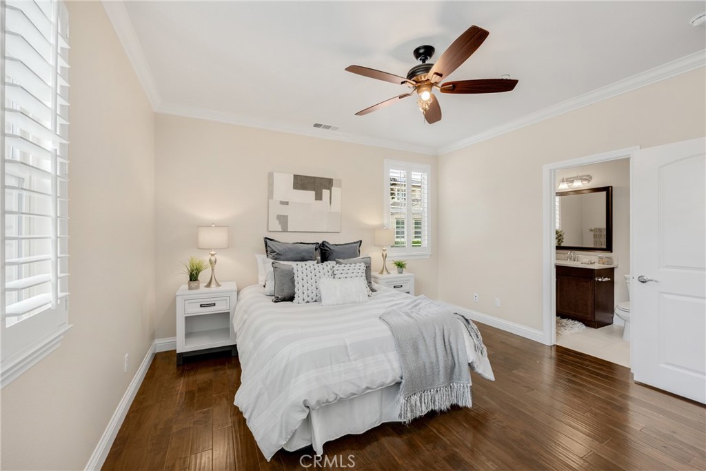 405 Violeta Ln