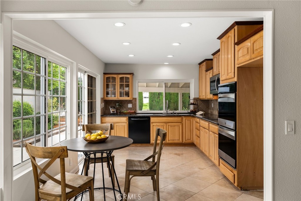 1902 E Eucalyptus Lane