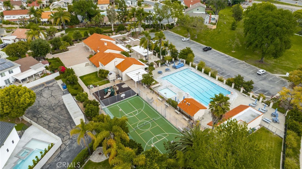 1902 E Eucalyptus Lane